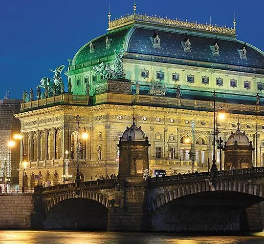 דירה Romantic Near Charles Bridge פראג