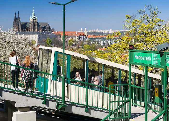 Romantic Near Charles Bridge דירה פראג
